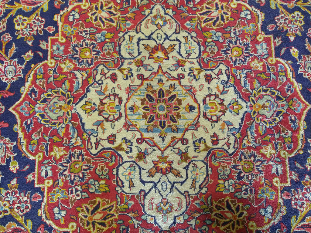 Classic-Traditional-Persian-Kashan-Rug.jpg