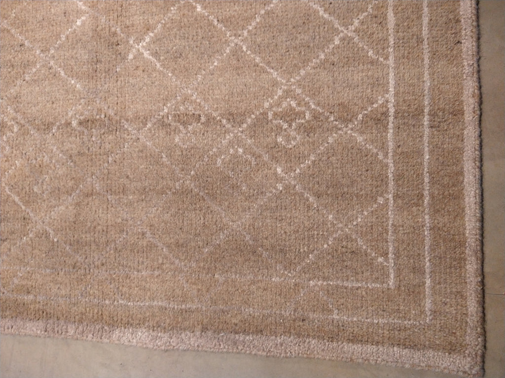 8.3 x 11.7 Modern Caramel Beige Handmade Rug 29179