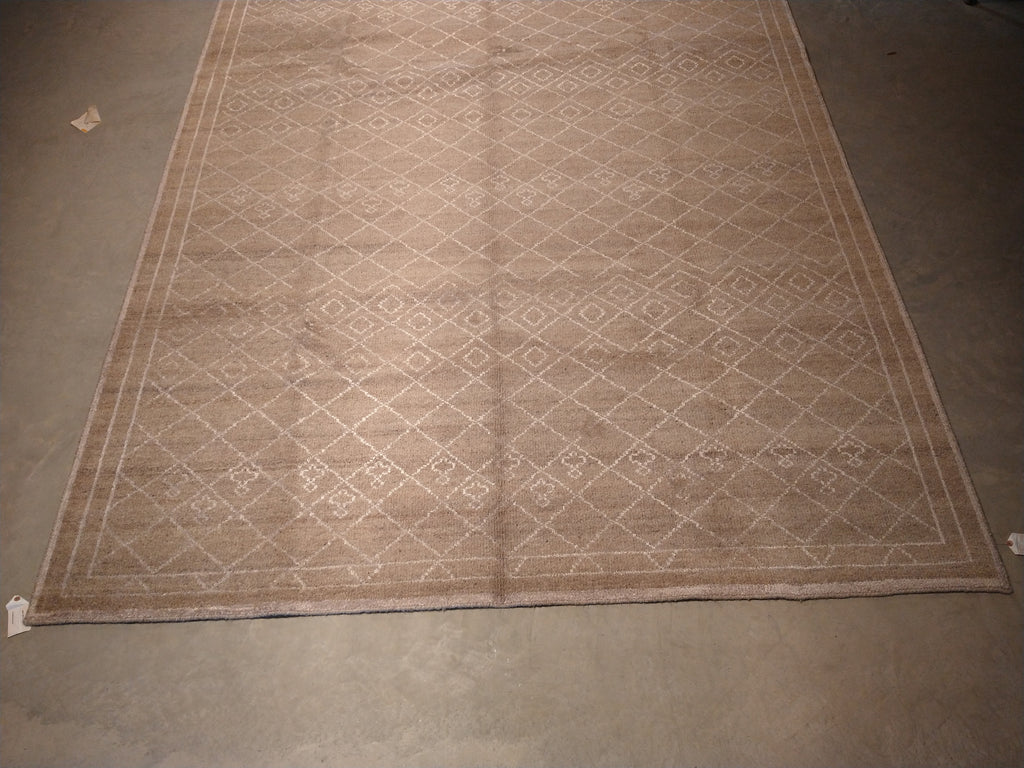 8.3 x 11.7 Modern Caramel Beige Handmade Rug 29179