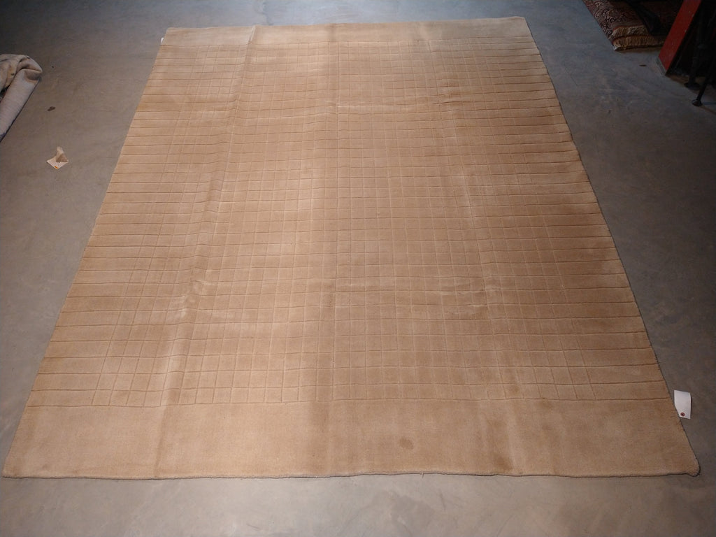 8.3 x 10.1 Solid Color Taup Modern Wool Carpet F-5393