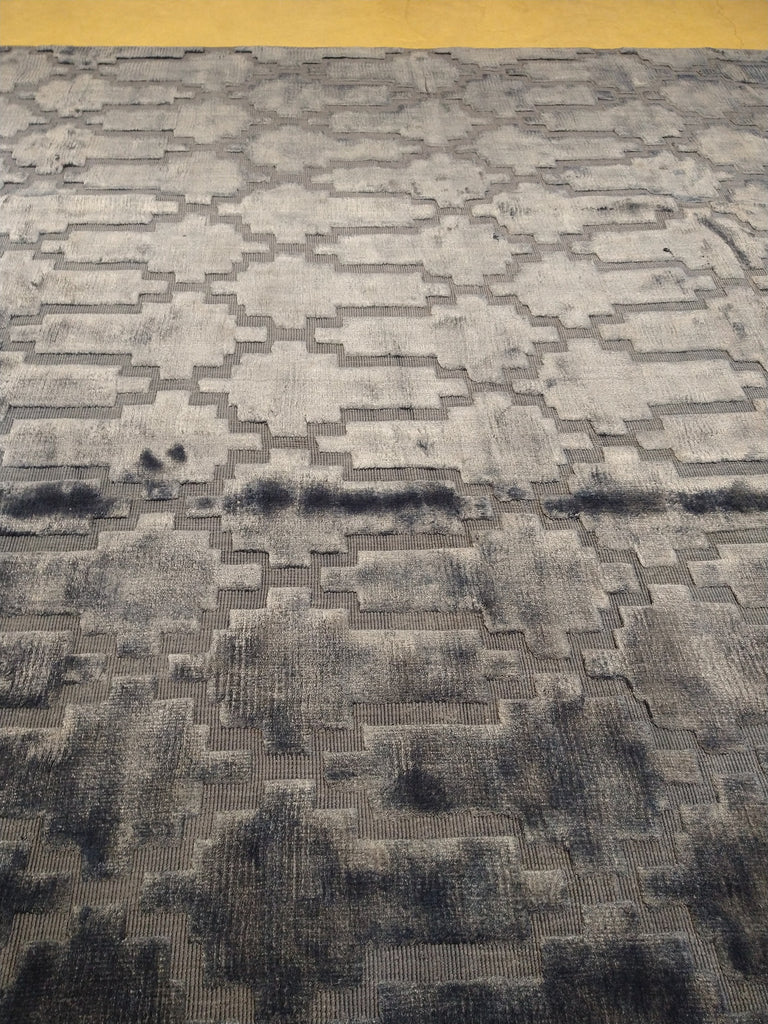Luxurious-Authentic-Modern-Rug.jpg