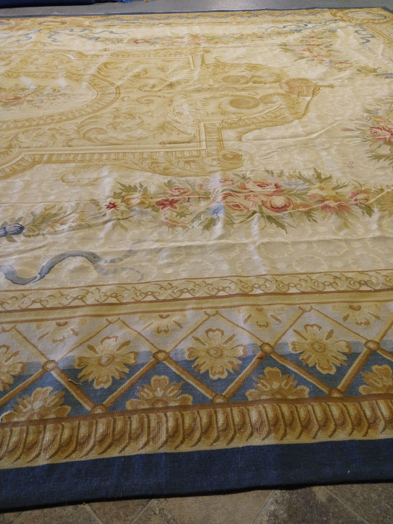 Traditional-French-Aubusson-Rug.jpg