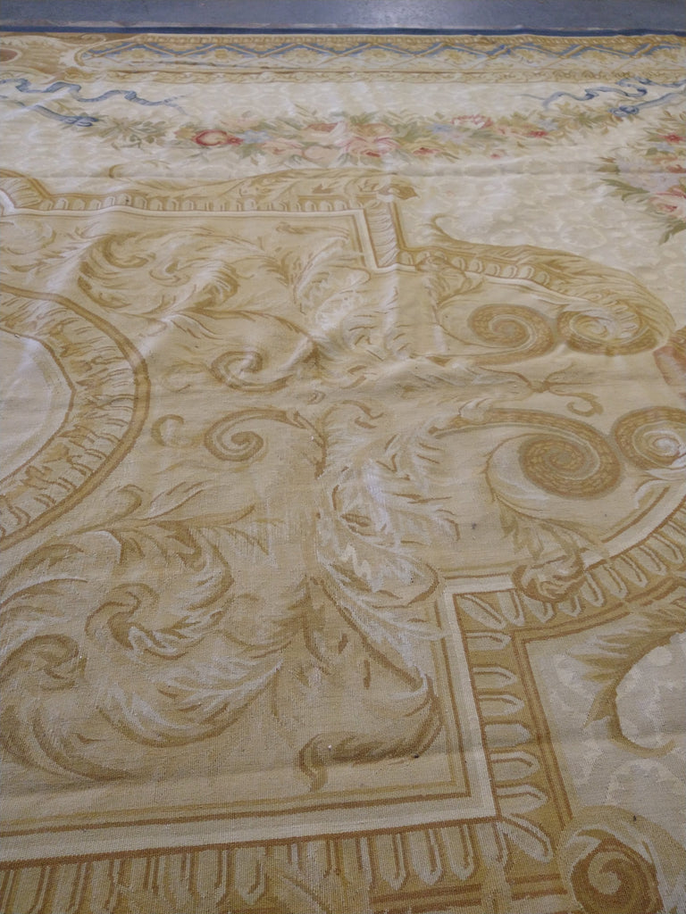 Traditional-French-Aubusson-Rug.jpg