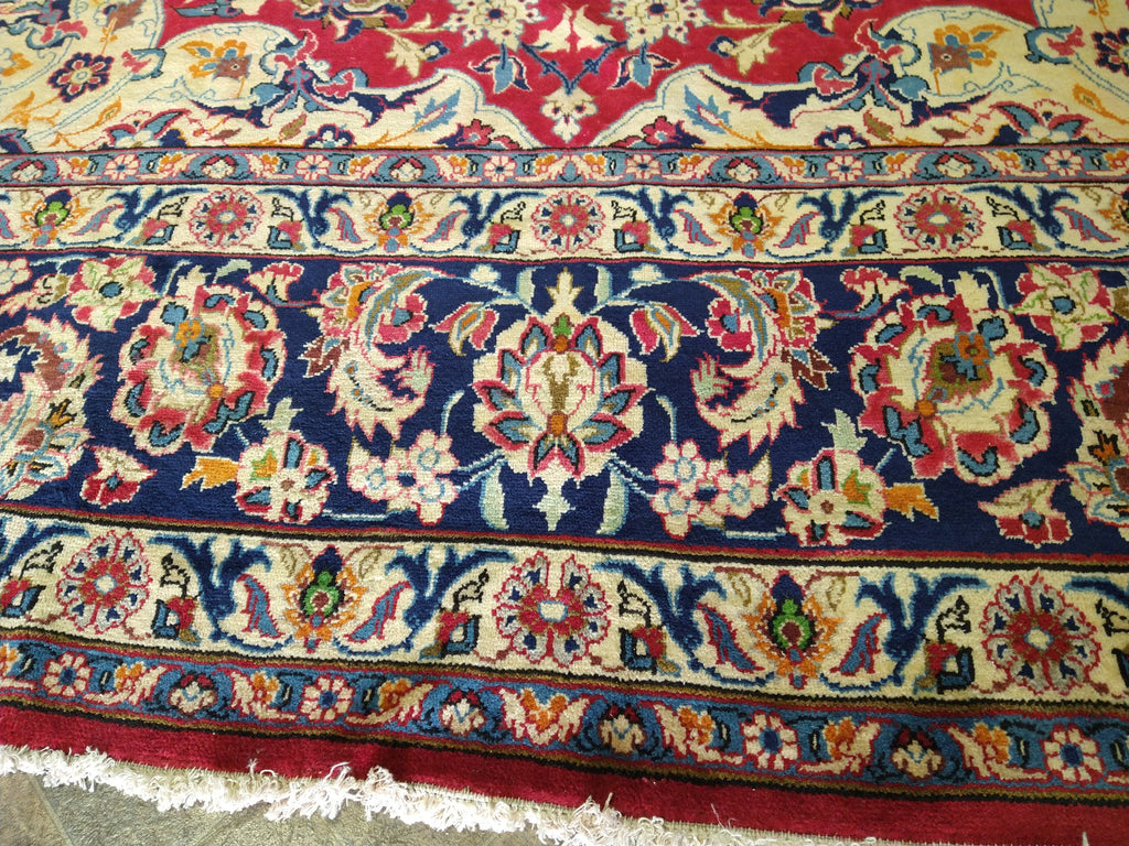 Luxurious-Persian-Najafabad-Esfahan-Rug.jpg 