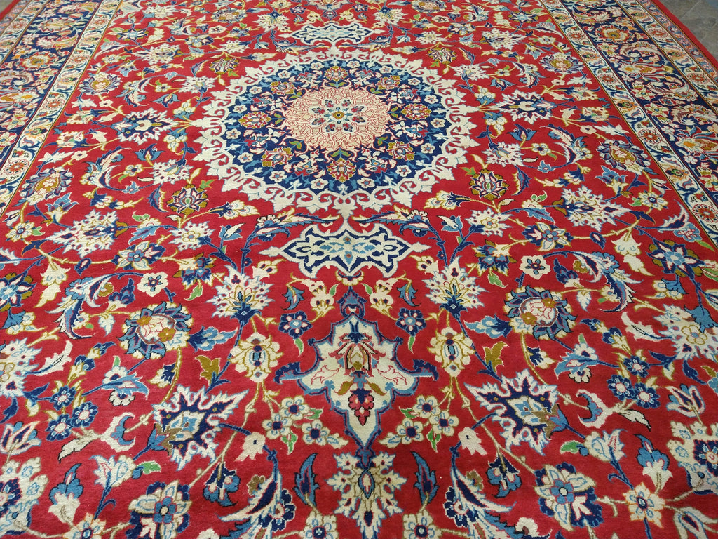 Luxurious-Persian-Najafabad-Esfahan-Rug.jpg 