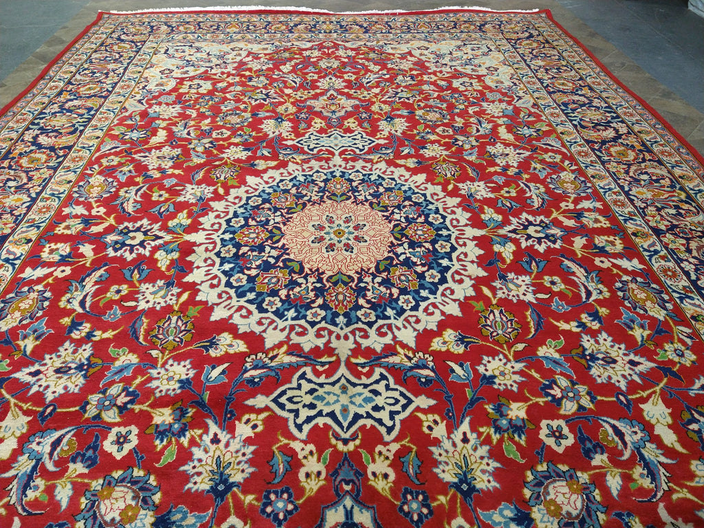Luxurious-Persian-Najafabad-Esfahan-Rug.jpg 