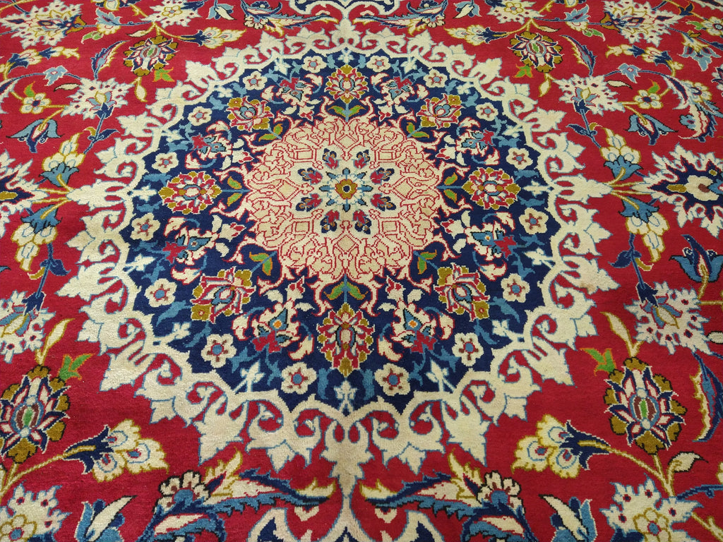 Luxurious-Persian-Najafabad-Esfahan-Rug.jpg 