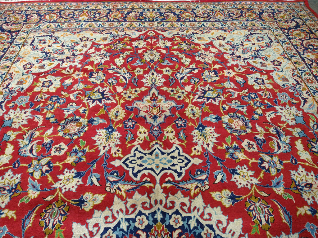 Luxurious-Persian-Najafabad-Esfahan-Rug.jpg 