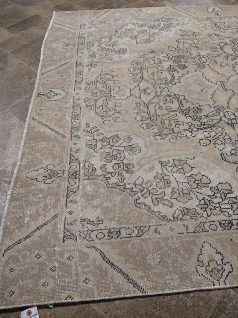 5.10 x 8.9 Vintage Persian Rug Neutrals F-5584