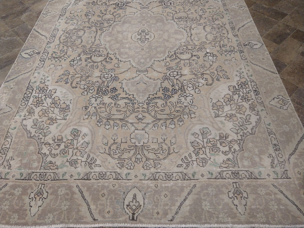 5.10 x 8.9 Vintage Persian Rug Neutrals F-5584