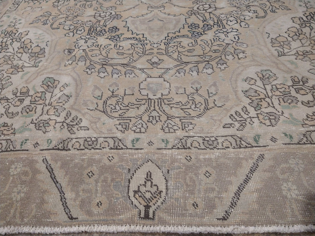 5.10 x 8.9 Vintage Persian Rug Neutrals F-5584