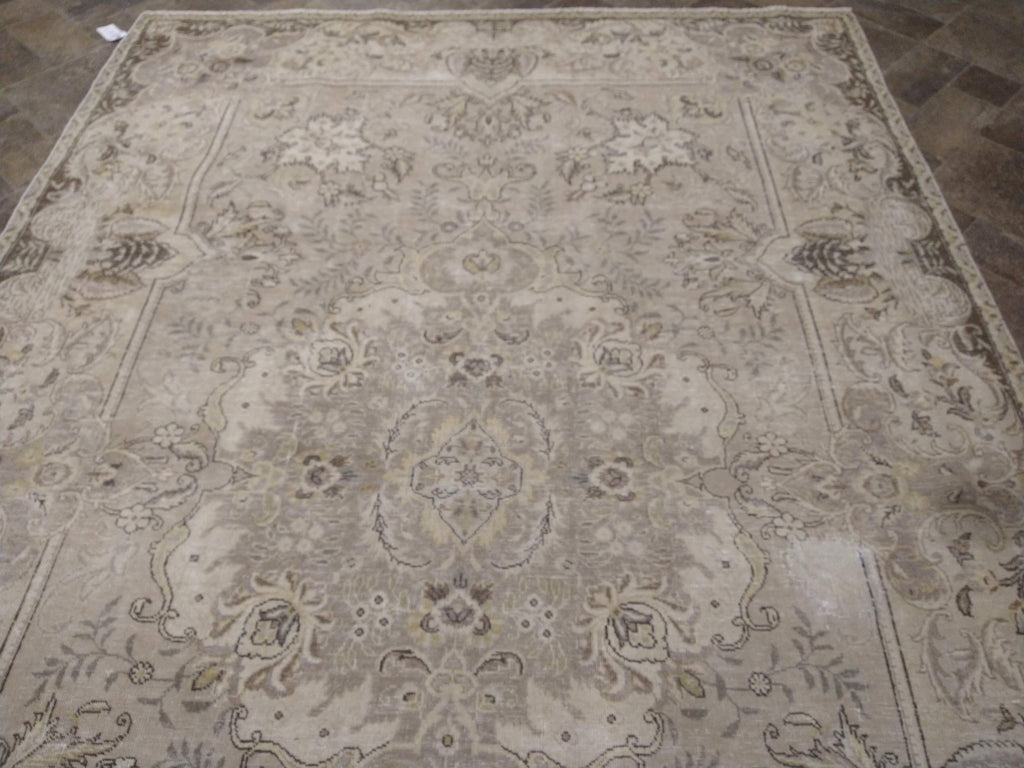 Luxurious-Authentic-Vintage-Turkish-Rug.jpg