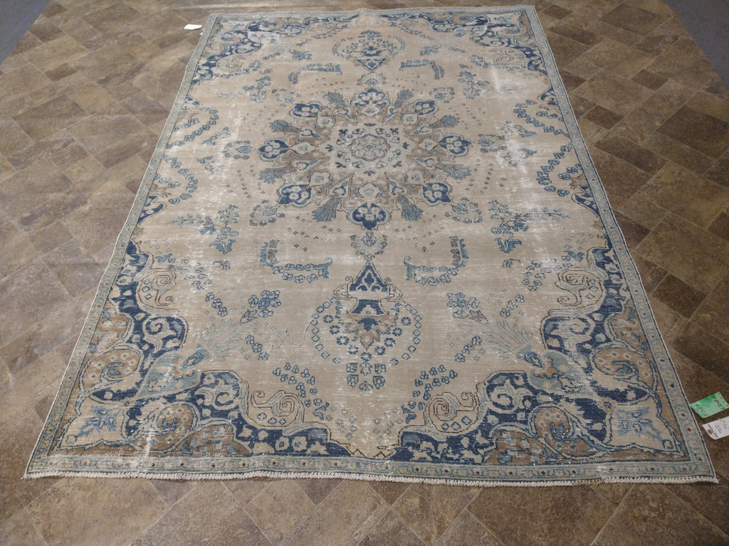 6.2 x 8.10 Vintage Turkish Rug KHAKI TAN F-5587