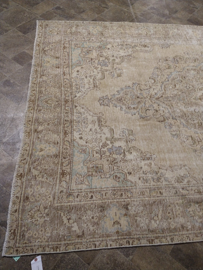 6.3 x 9.6 Vintage Distressed Rug TAUPE Gray #F-5588