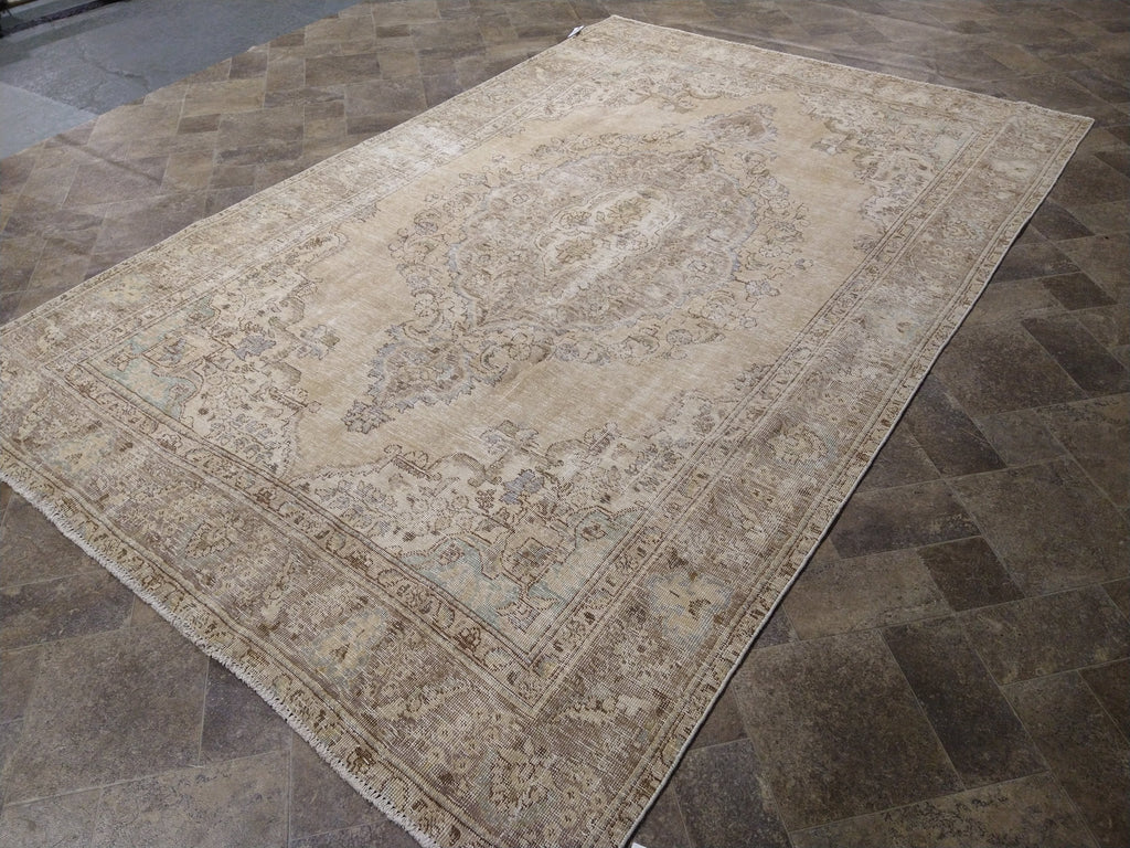 6.3 x 9.6 Vintage Distressed Rug TAUPE Gray #F-5588