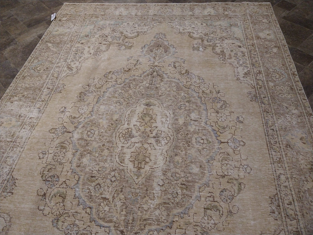 6.3 x 9.6 Vintage Distressed Rug TAUPE Gray #F-5588