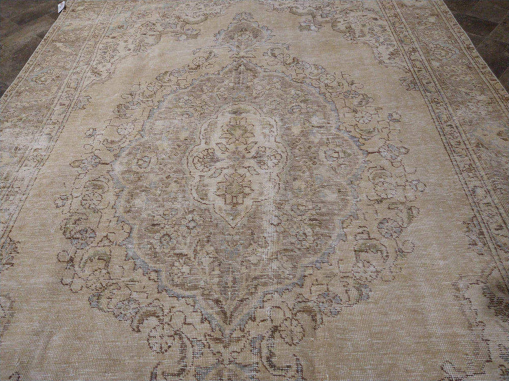 6.3 x 9.6 Vintage Distressed Rug TAUPE Gray #F-5588