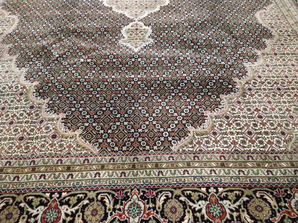 8.4 x 11.5 Fine Weave 200 KPSI BLACK Tabriz Mahi Wool and Silk Hand-knotted in India #F-5608
