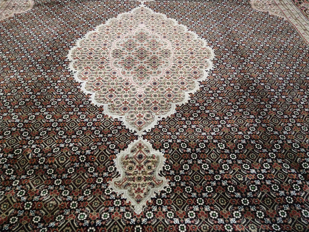 8.4 x 11.5 Fine Weave 200 KPSI BLACK Tabriz Mahi Wool and Silk Hand-knotted in India #F-5608