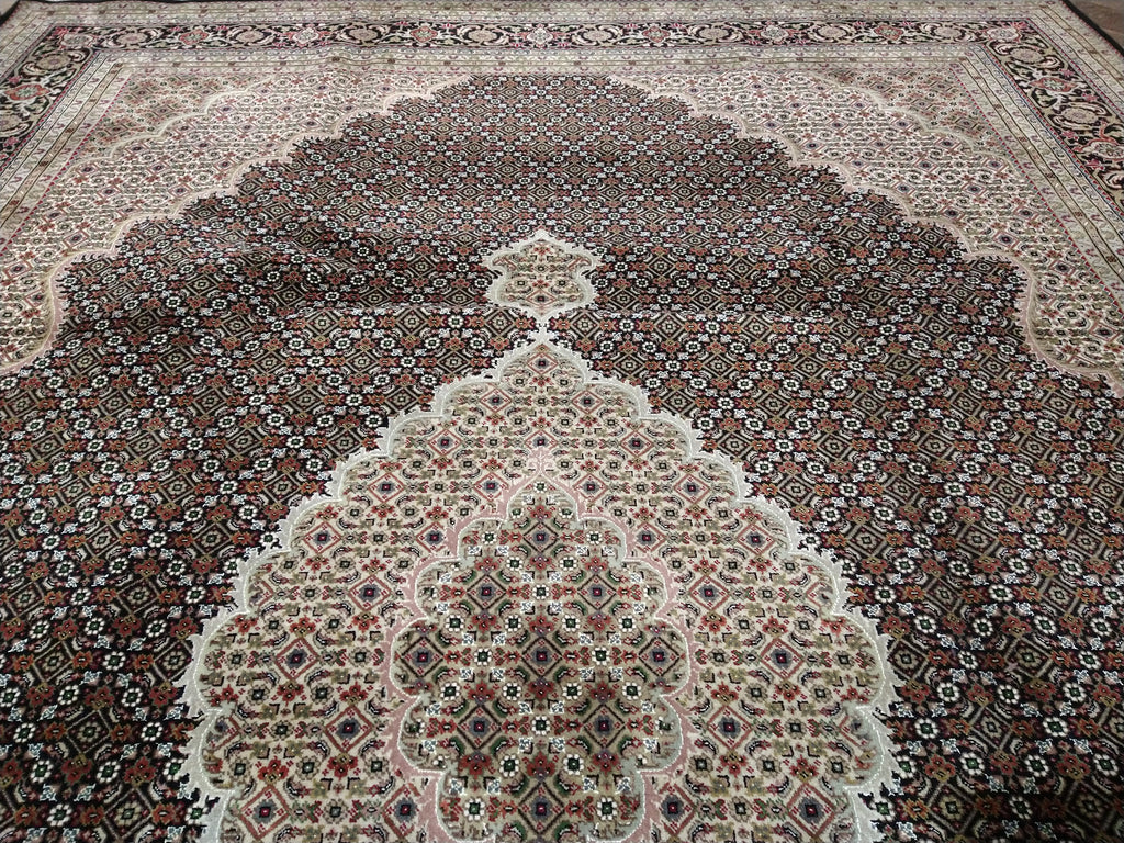 8.4 x 11.5 Fine Weave 200 KPSI BLACK Tabriz Mahi Wool and Silk Hand-knotted in India #F-5608