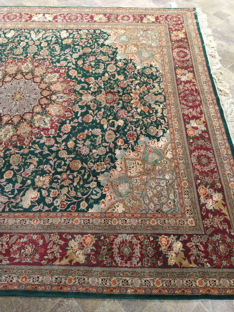 Luxurious-Authentic-Tabriz-Rug.jpg