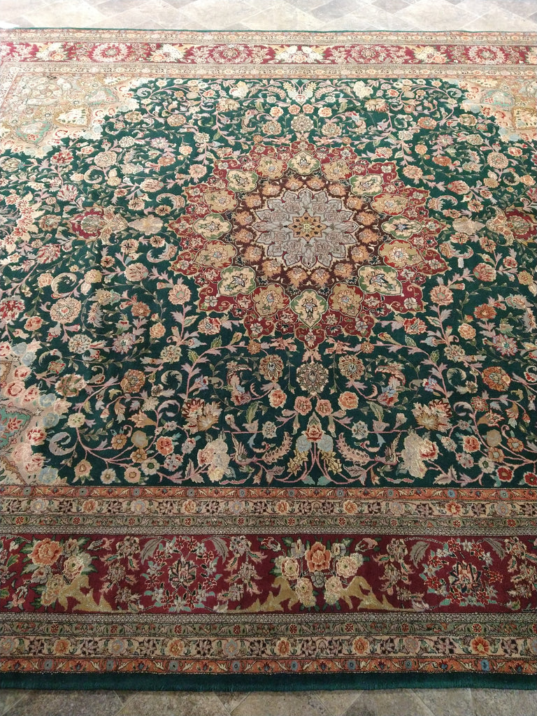 Luxurious-Authentic-Tabriz-Rug.jpg