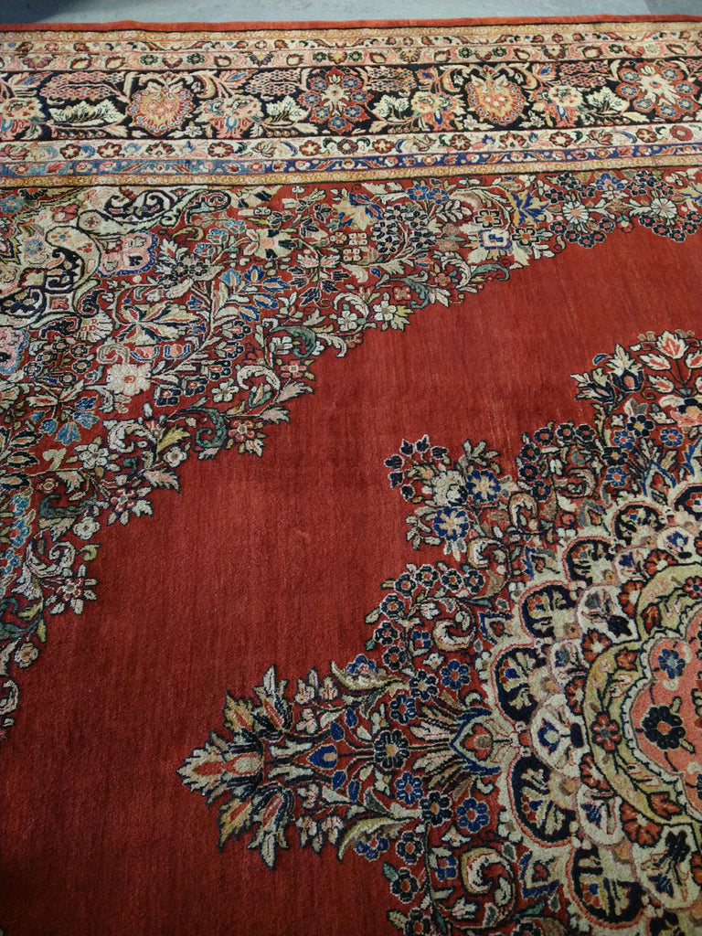 Luxurious-Persian-Sarouk-Kerman-Rug.jpg 