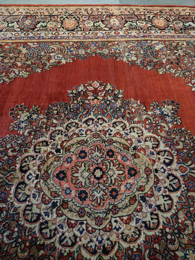 Luxurious-Persian-Sarouk-Kerman-Rug.jpg 