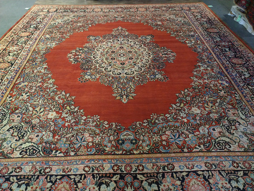 Luxurious-Persian-Sarouk-Kerman-Rug.jpg 