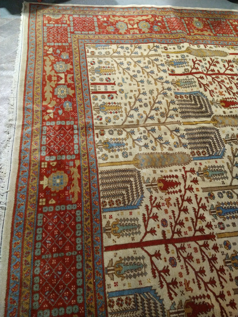 Hand-knotted-Pakistan-Rug.jpg