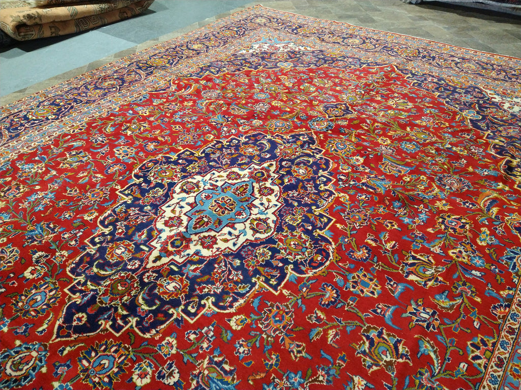 Authentic-Classic-Persian-Kashan-Rug.jpg