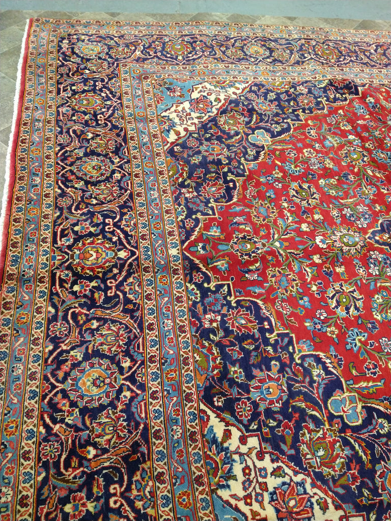 Authentic-Classic-Persian-Kashan-Rug.jpg
