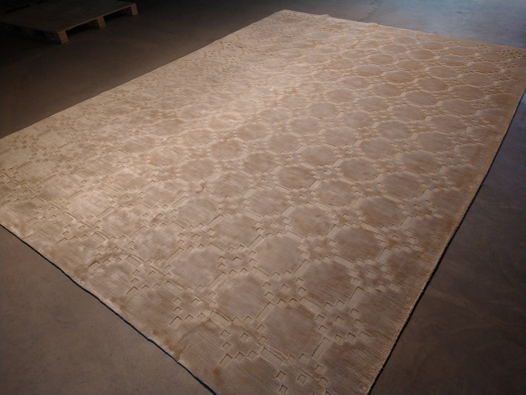 Luxurious-Authenti-Contemporary-Rug.jpg