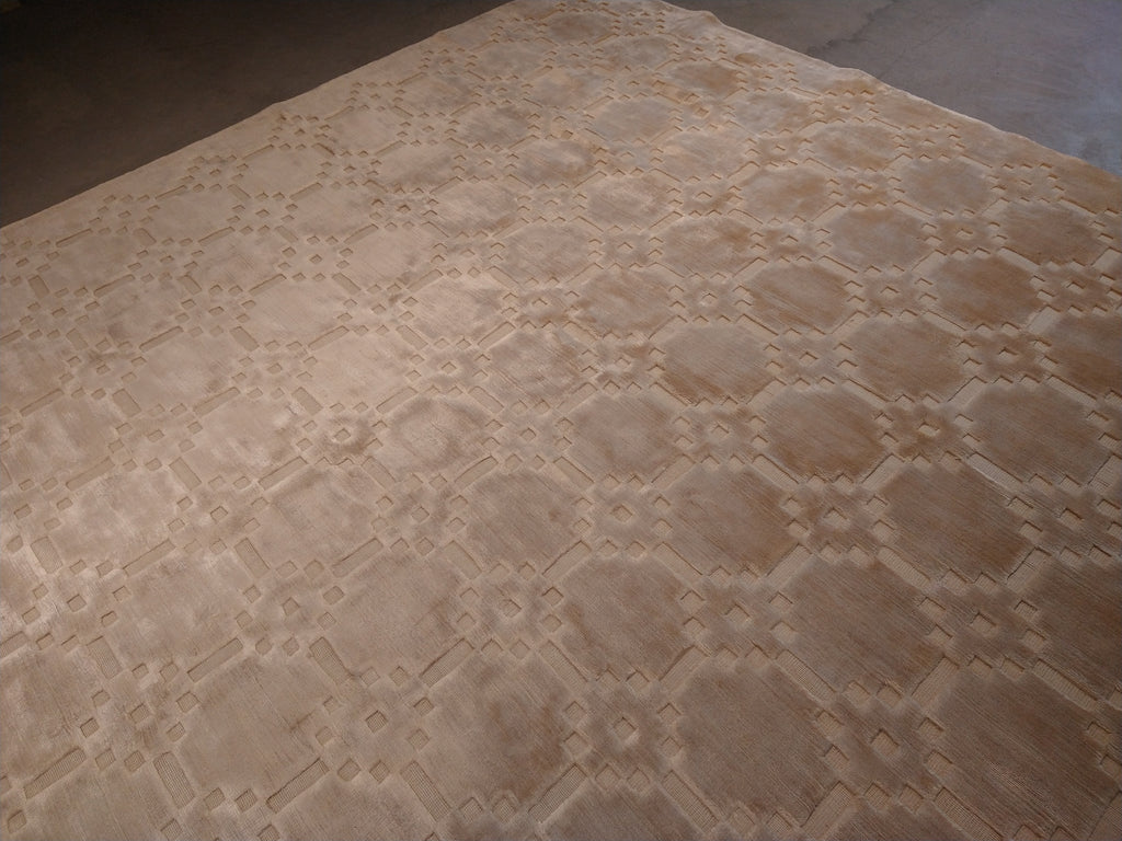 Luxurious-Authenti-Contemporary-Rug.jpg