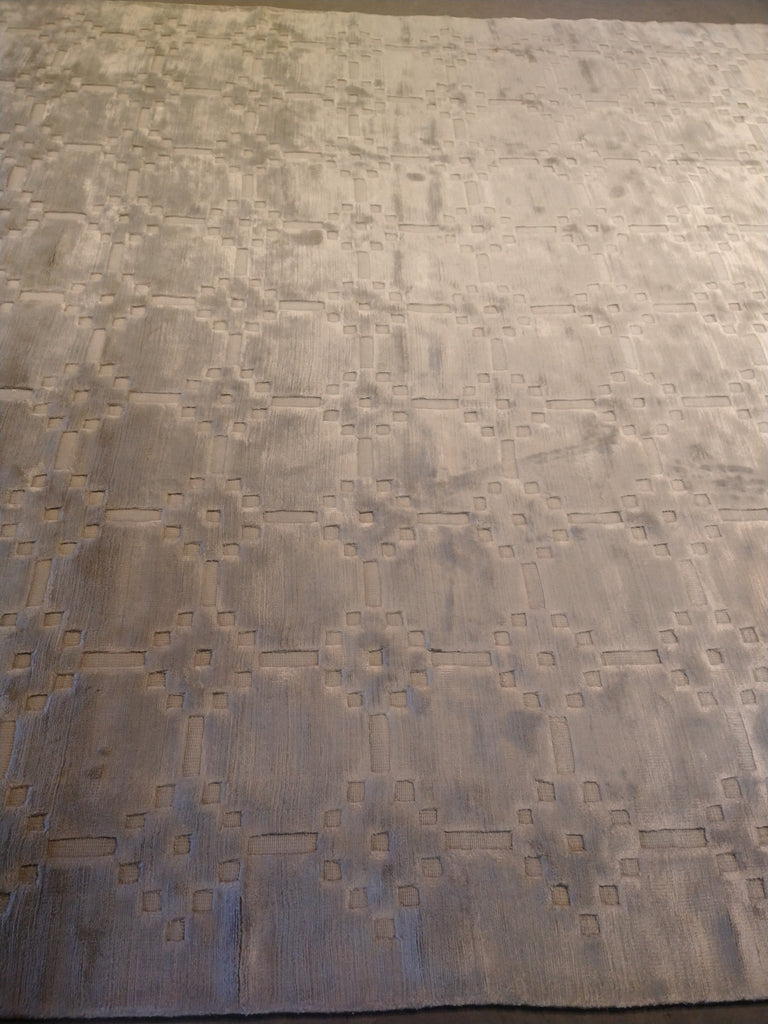 7.11 x 10.3 GRAY CONTEMPORARY Bamboo Silk Handmade in India #F-5655