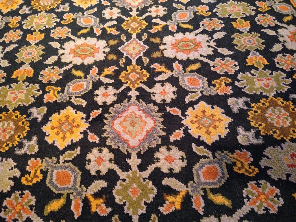 7.10 x 10 BLACK CORAL HANDMADE WOOL RUG #F-5676