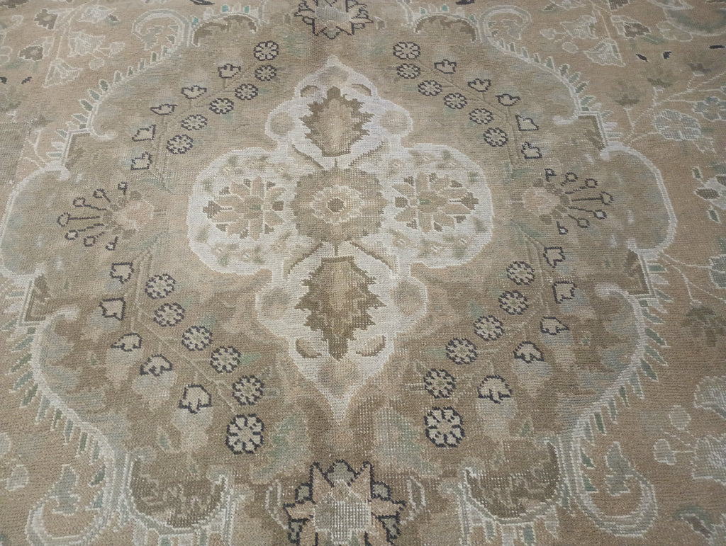 9.2 x 12.8 Vintage Persian Handmade Rug LOW PILE #F-5753