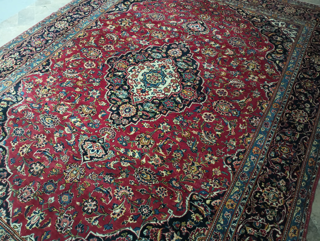 Authentic-Persian-Kashan-Rug.jpg
