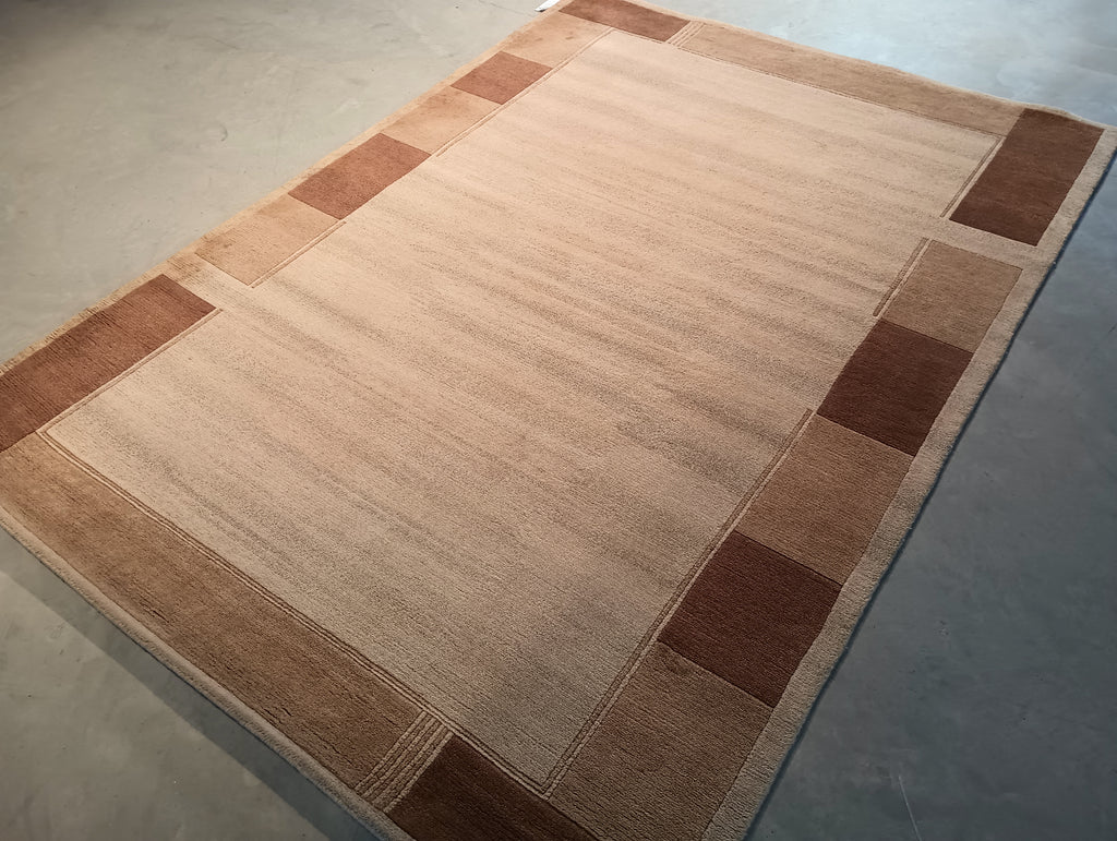 5.8 x 8.10 Plain Color Beige Brown Modern Handmade Rug #F-5776