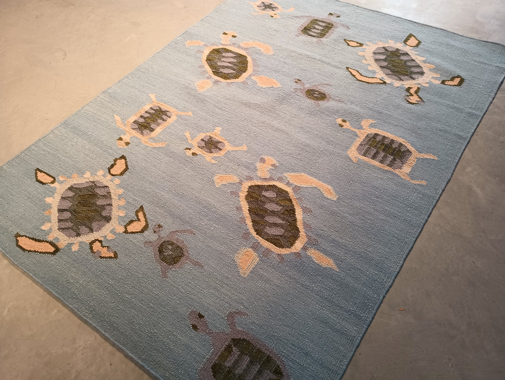5.1 x 7.0 Blue Turtle Pattern handmade Wool Contemporary rug #F-5781
