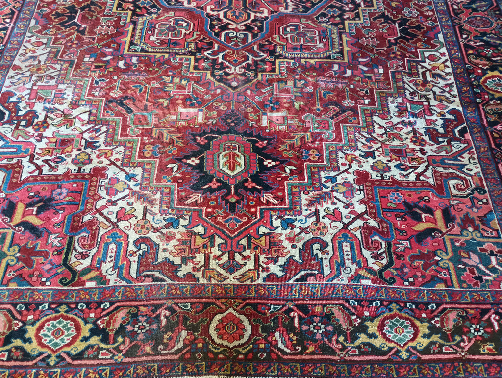 7.9 x 10.8 Persian Heriz Rug -Pre Owned #F-5811