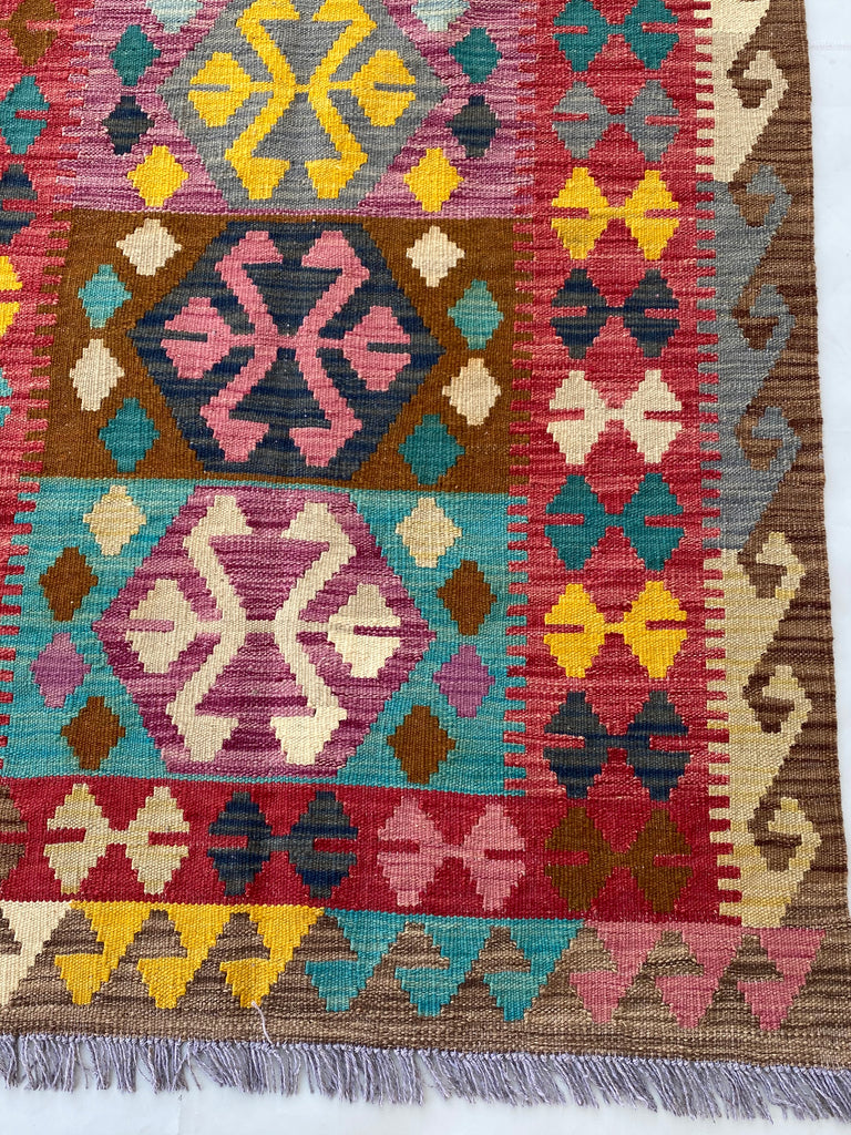  Authentic-Handwoven-Kilim-Rug.jpg 