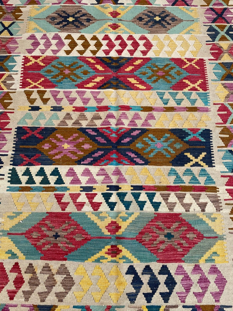 5 x 6 Multi-Color Red Kilim Rug K-50