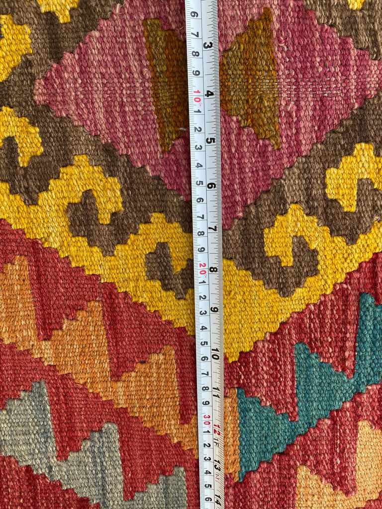 5 x 6 Multi-Color Red Kilim Rug K-114