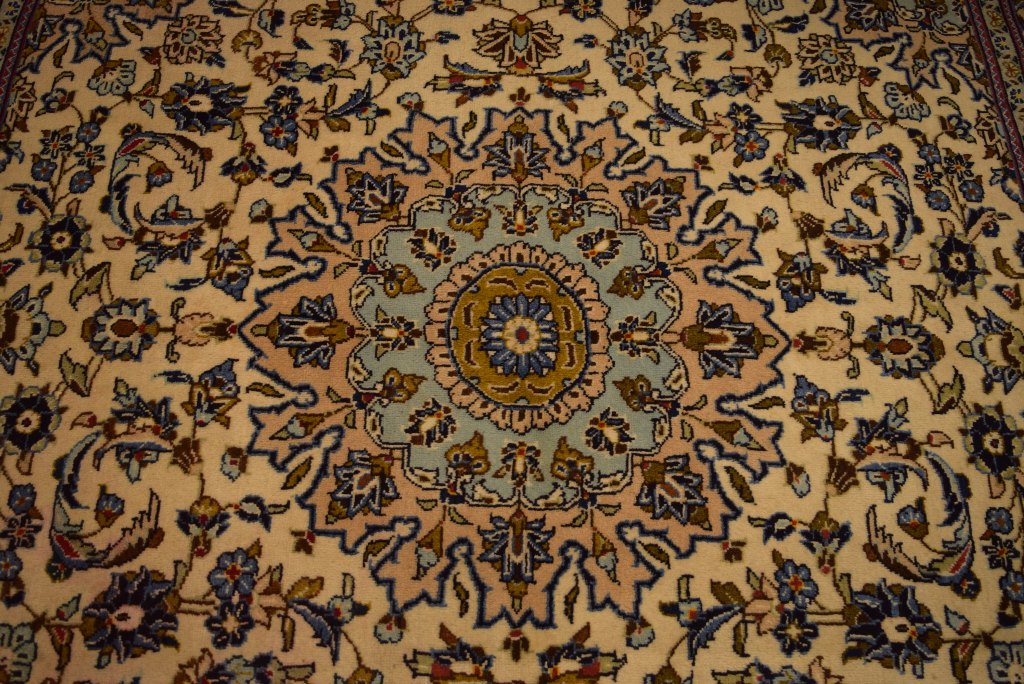 7.9 x 8.1 Ivory Traditional Persian Rug #LA-52839