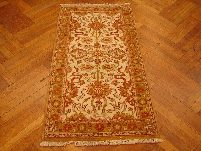 Authentic-Handcrafted-Agra-Rug.jpg 