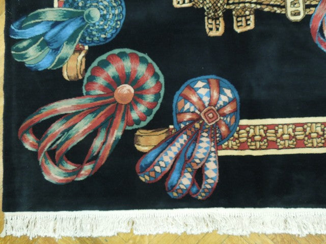 7.2 x 7.1 Black Minnici Design Rug #PIX-16004