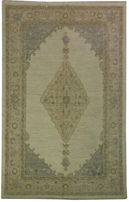 Authentic-Ferahan-Chobi-Peshawar-Rug.jpg