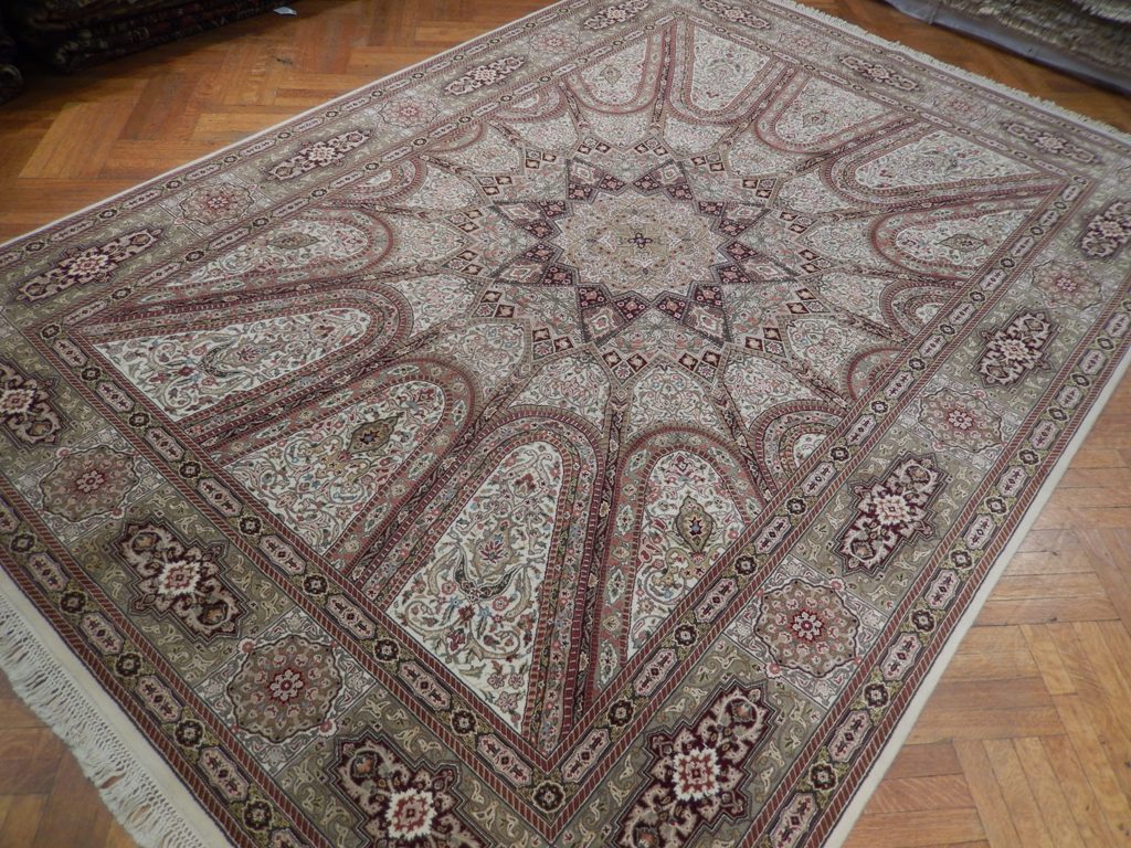 8.5 x 11.10 Fine Wool&Silk Sino Isfahan Rug #PIX-23072