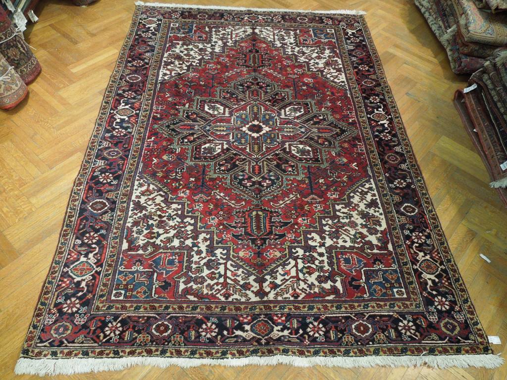 7.11 x 11.3 Red Semi-Antique Persian Heriz Rug #PIX-23651